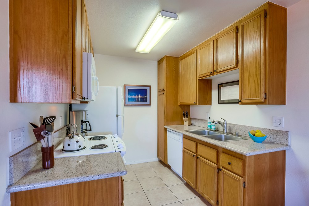 Virtual tour photo 19 of 33 for 1949 Grand Ave #2