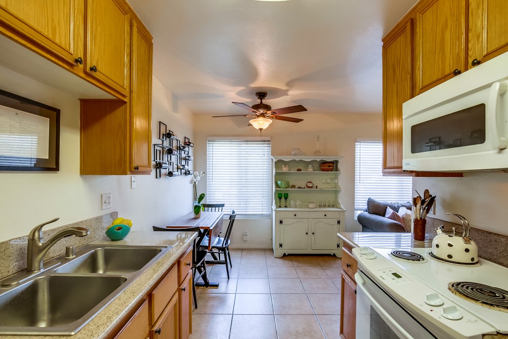 Virtual tour photo 21 of 33 for 1949 Grand Ave #2