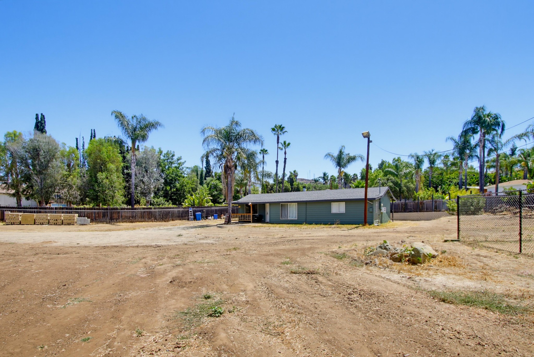 Virtual tour photo 5 of 83 for 1949 Sunnyside Ave