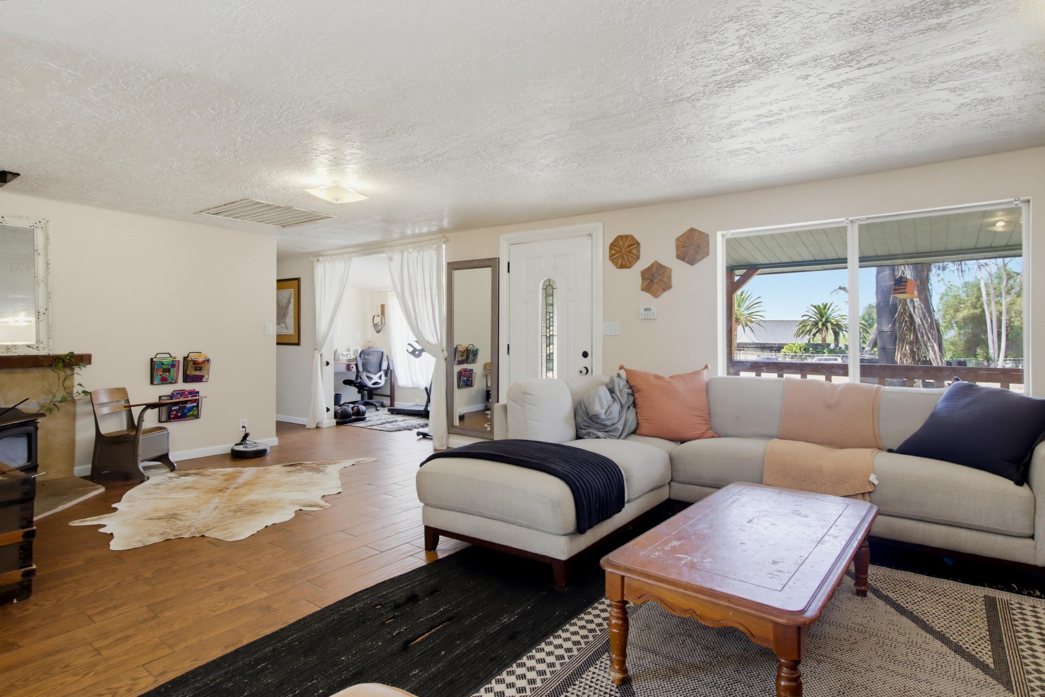Virtual tour photo 16 of 83 for 1949 Sunnyside Ave
