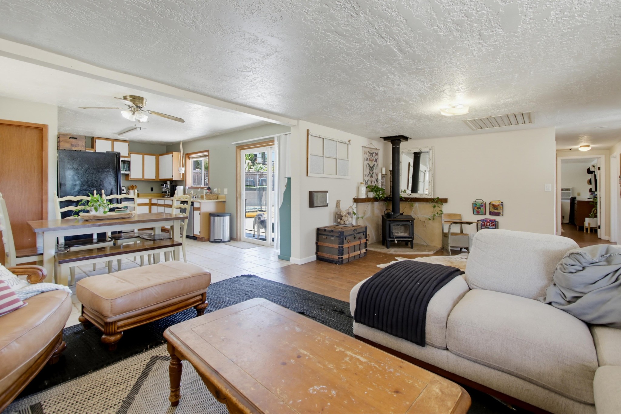 Virtual tour photo 18 of 83 for 1949 Sunnyside Ave