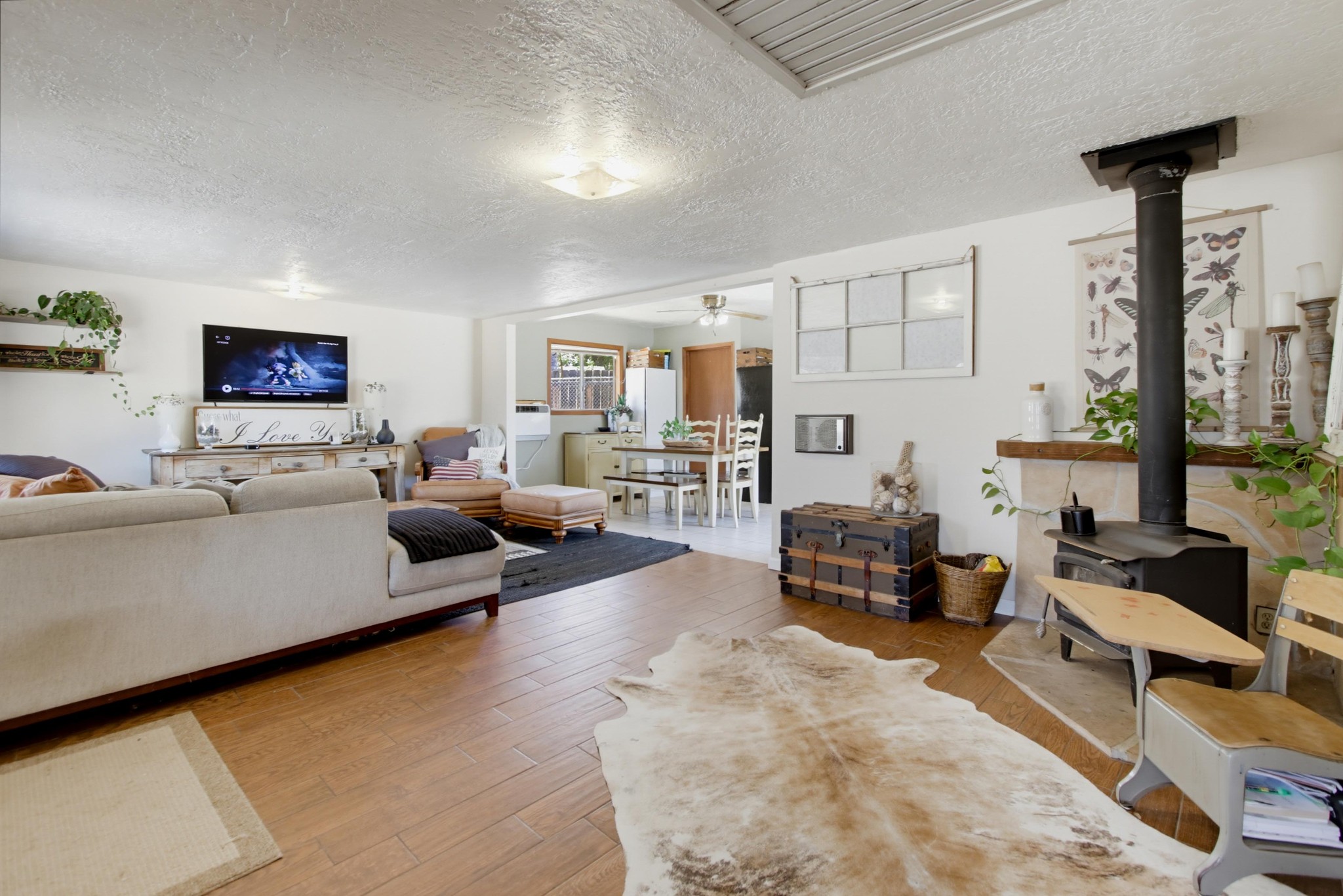 Virtual tour photo 19 of 83 for 1949 Sunnyside Ave