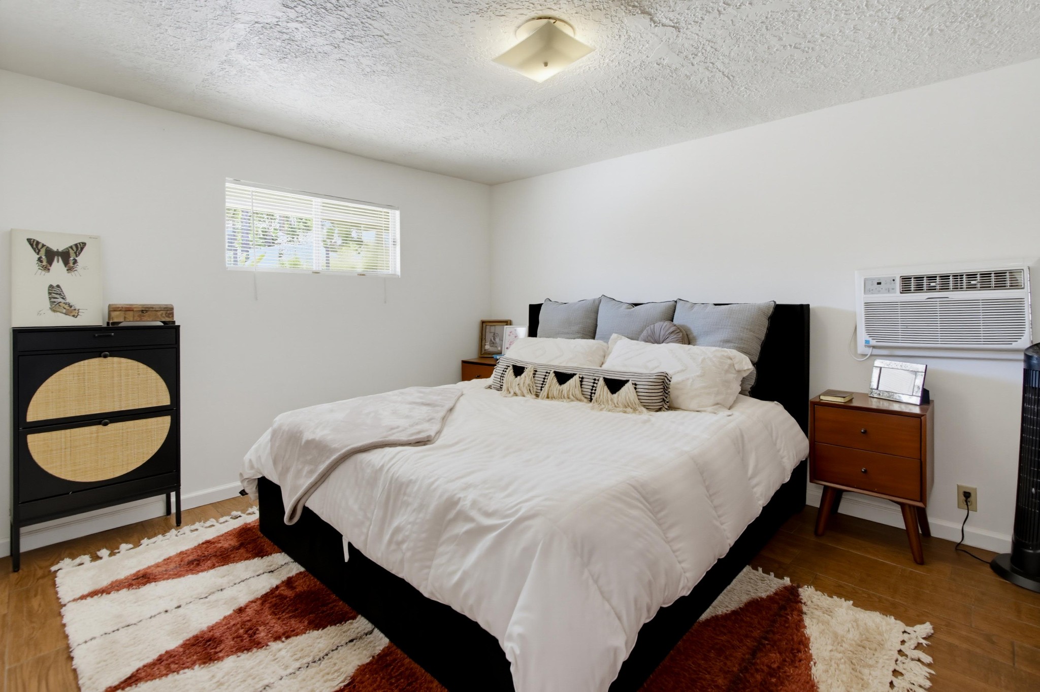Virtual tour photo 36 of 83 for 1949 Sunnyside Ave