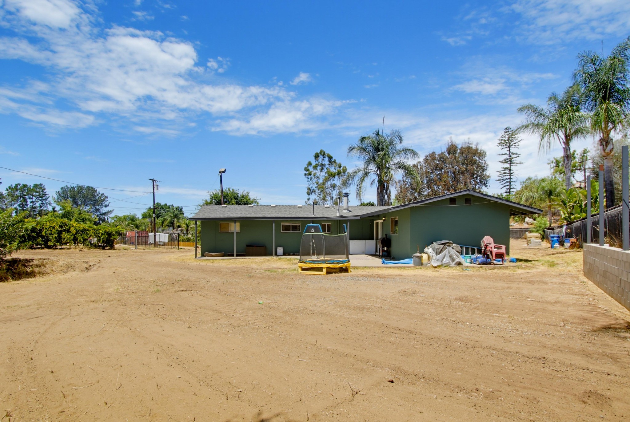 Virtual tour photo 47 of 83 for 1949 Sunnyside Ave