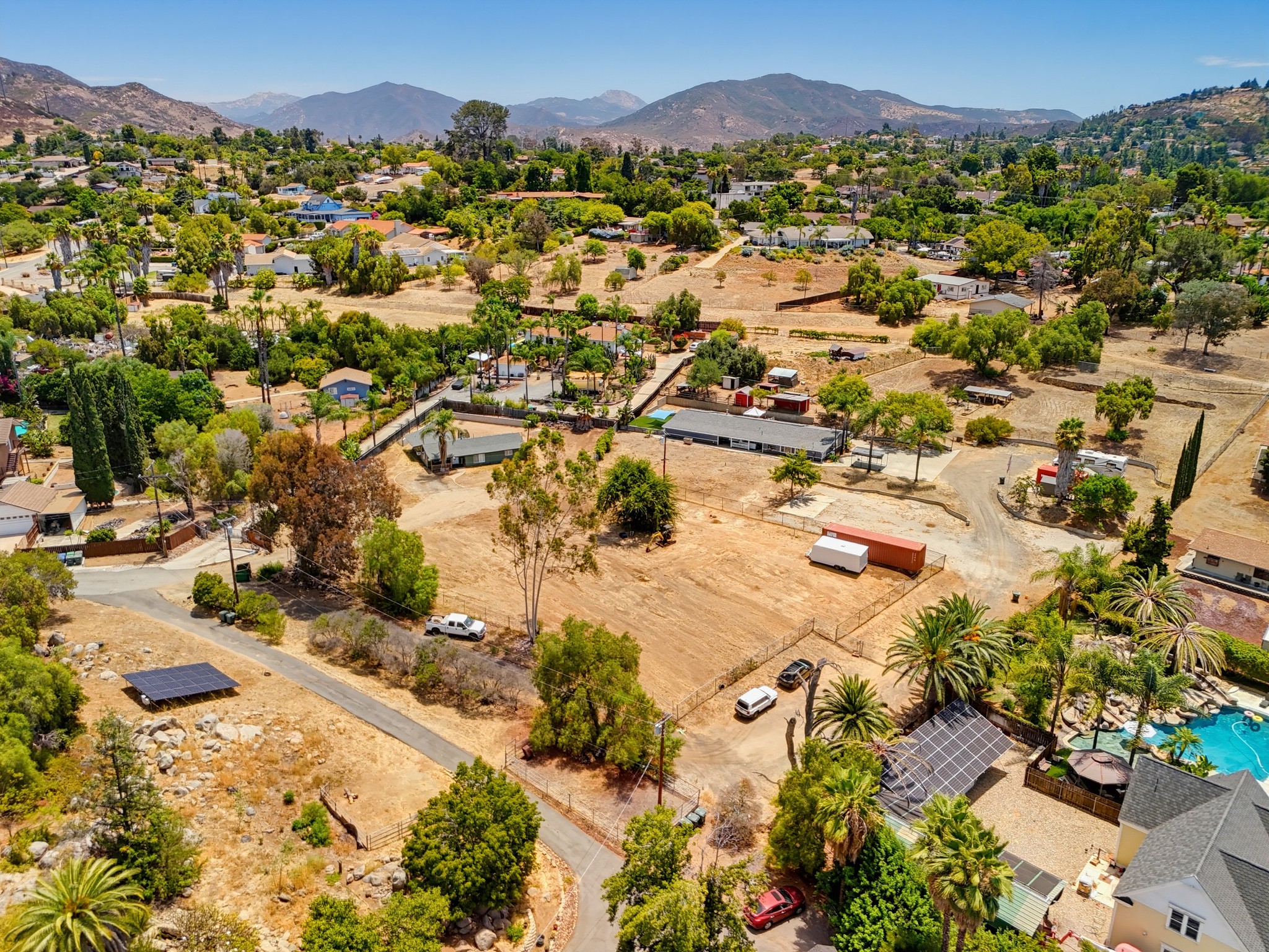 Virtual tour photo 65 of 83 for 1949 Sunnyside Ave