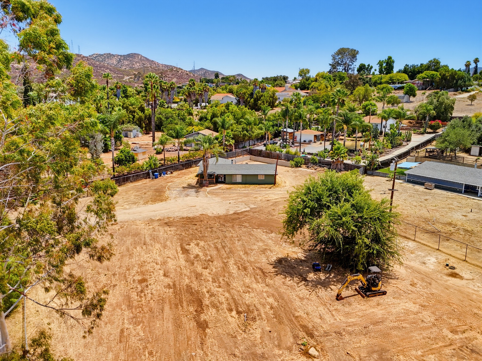 Virtual tour photo 74 of 83 for 1949 Sunnyside Ave