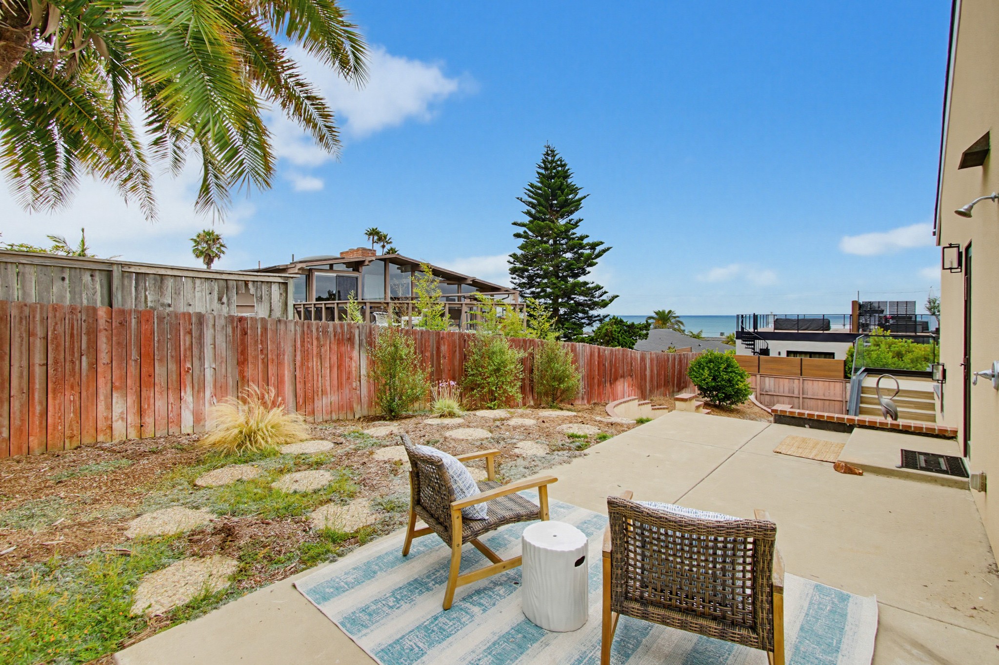 Virtual tour photo 4 of 118 for 195 Grandview St