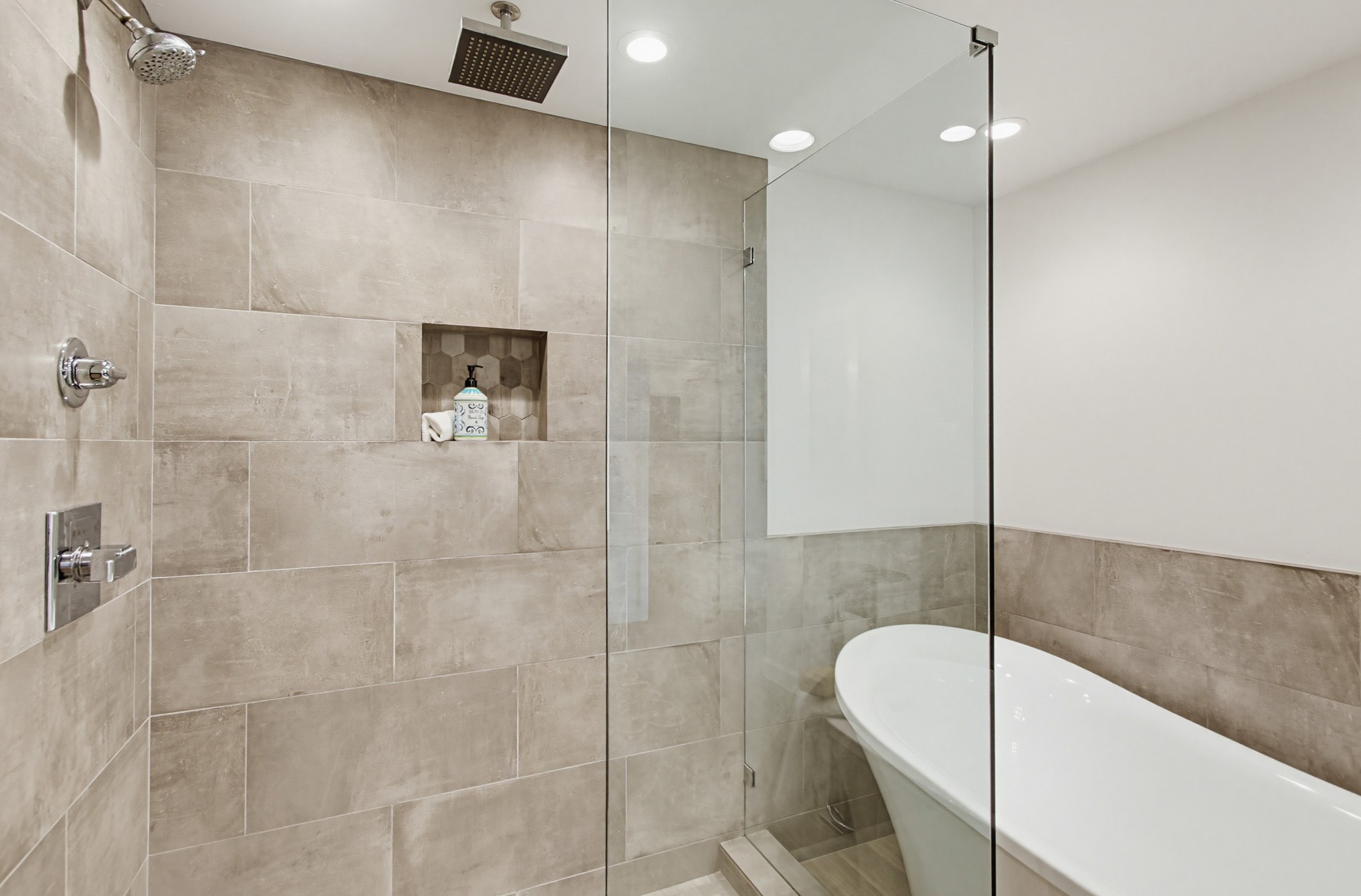 Virtual tour photo 51 of 118 for 195 Grandview St