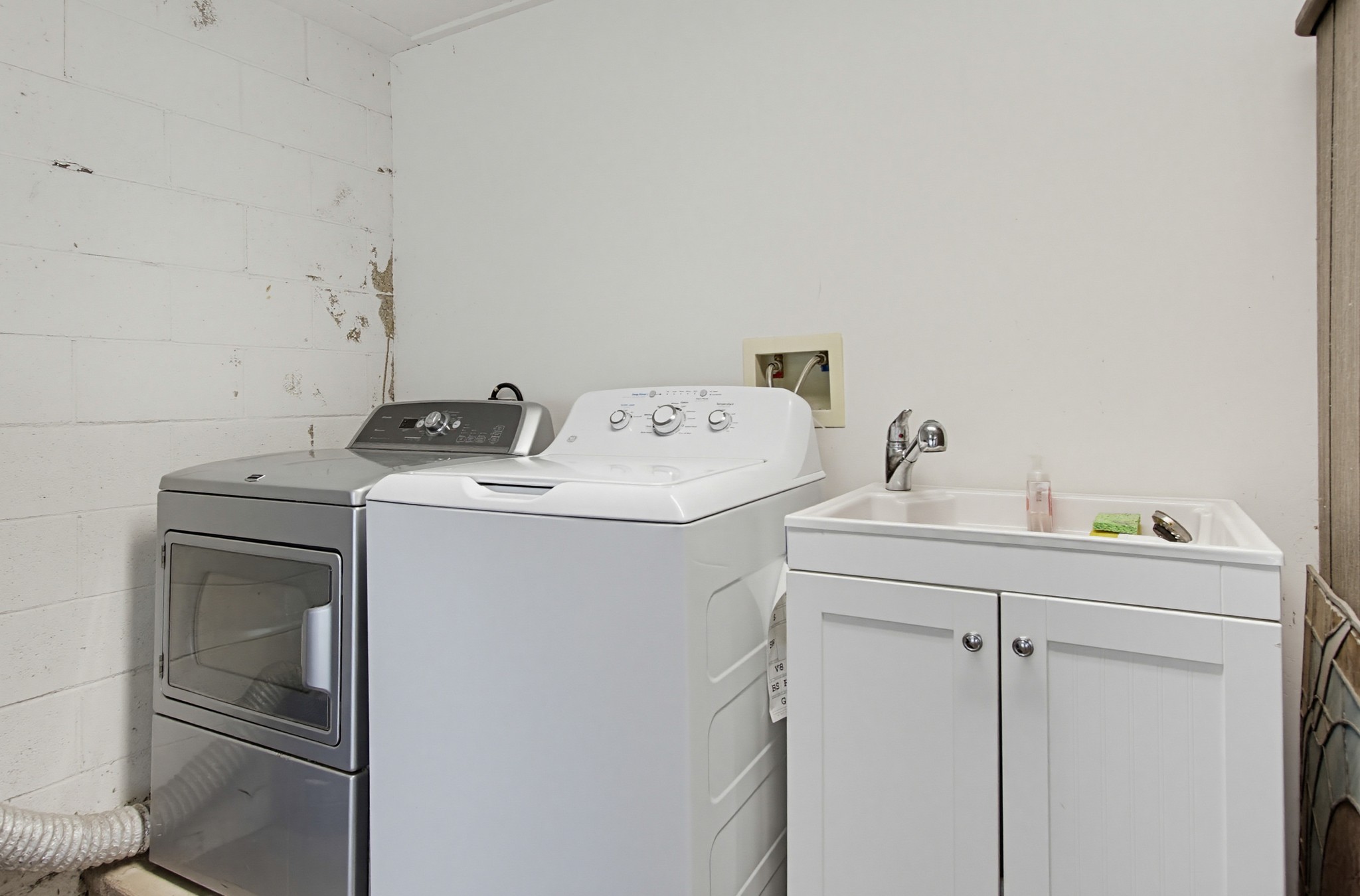 Virtual tour photo 70 of 118 for 195 Grandview St
