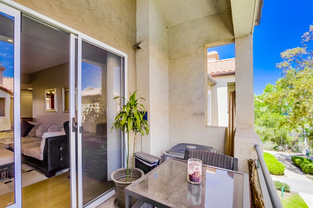 Virtual tour photo 11 of 35 for 1950 Camino De La Reina