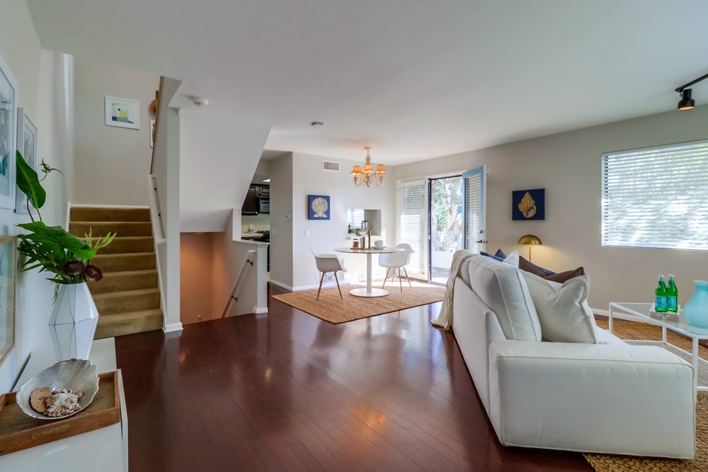 Virtual tour photo 5 of 31 for 1950 Missouri St
