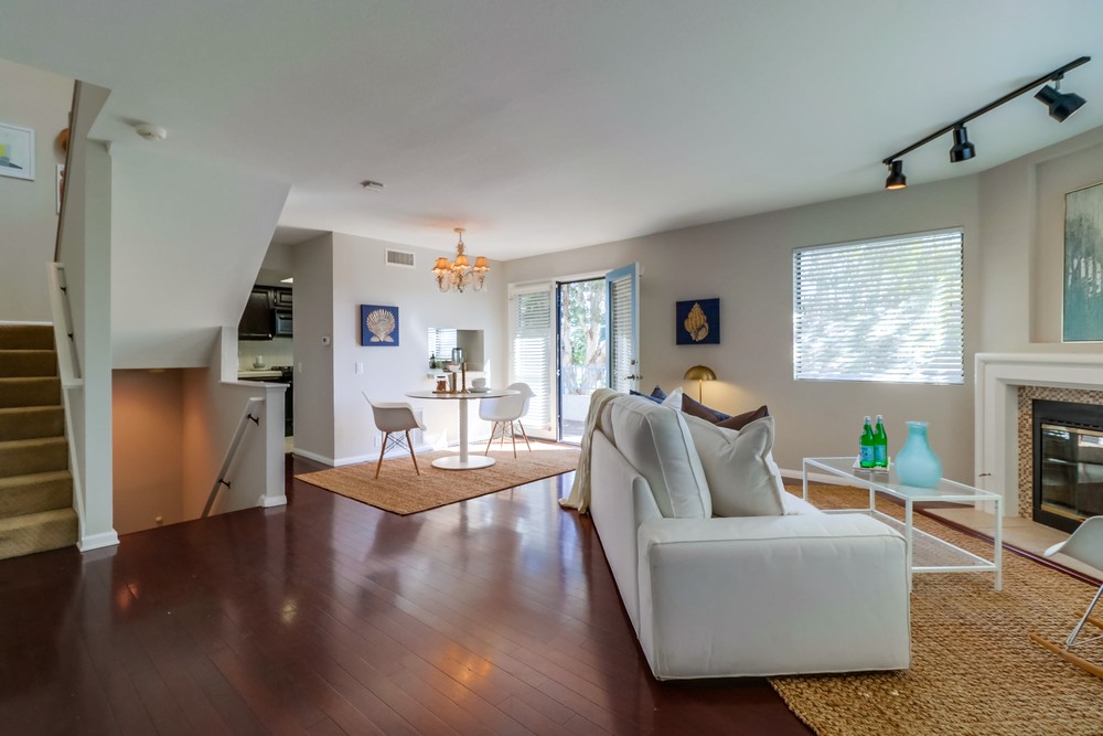 Virtual tour photo 6 of 31 for 1950 Missouri St