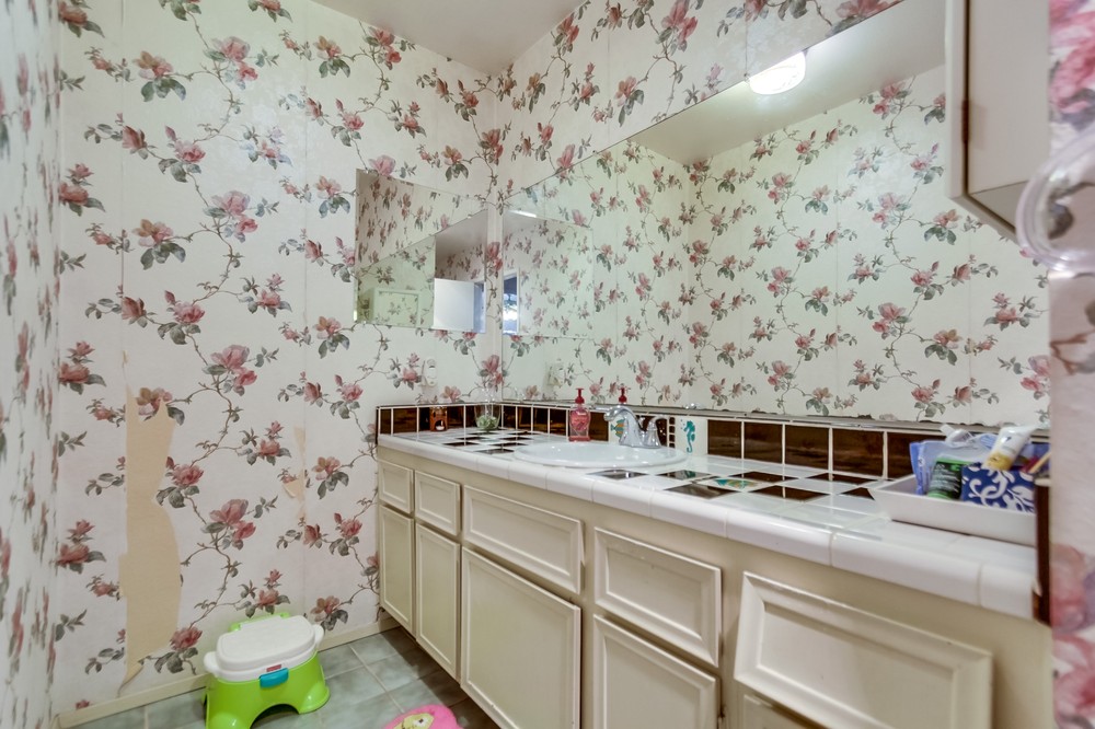 Virtual tour photo 20 of 24 for 1950 Panay Court