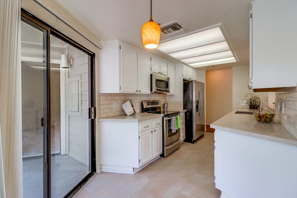 Virtual tour photo 24 of 48 for 1950 Upas St UNIT 107