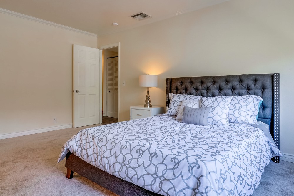Virtual tour photo 33 of 48 for 1950 Upas St UNIT 107