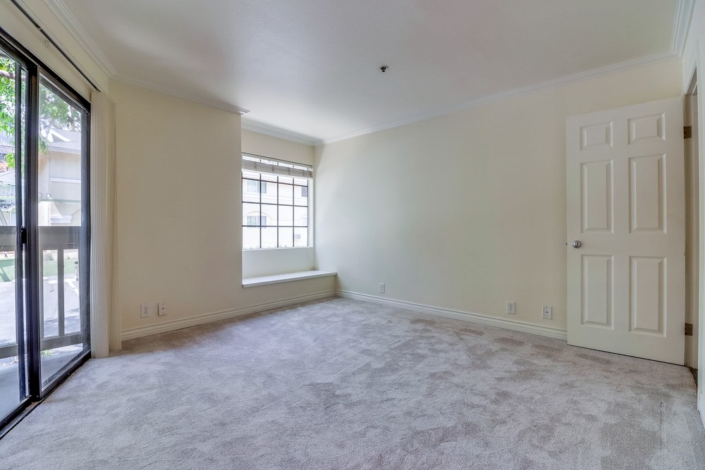 Virtual tour photo 41 of 48 for 1950 Upas St UNIT 107