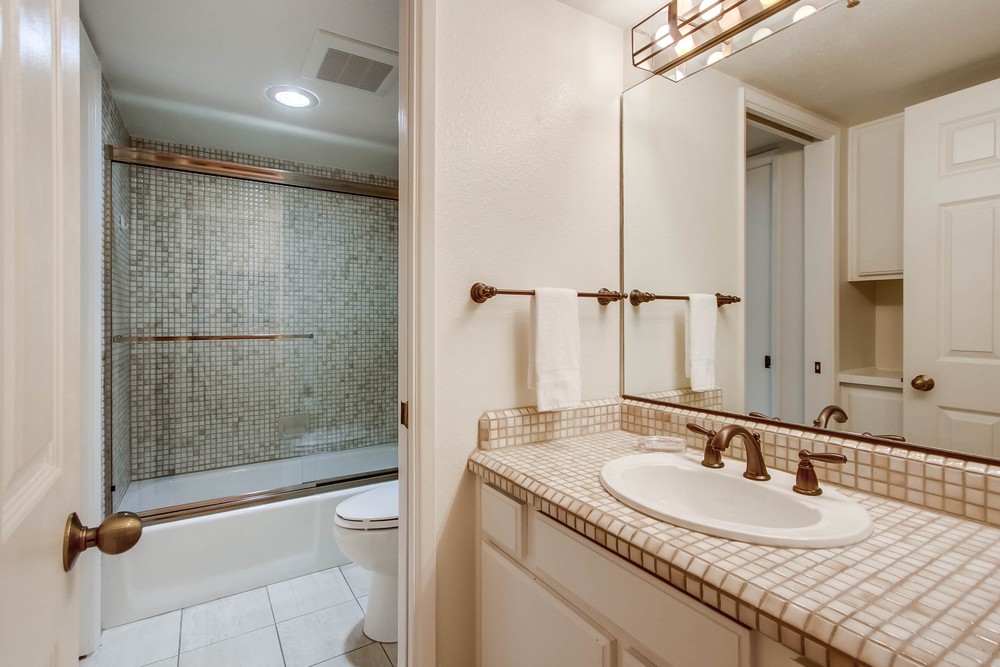 Virtual tour photo 24 of 65 for 1950 Upas St
