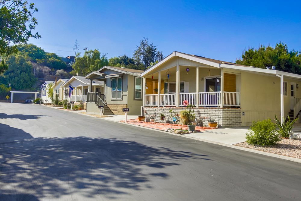 Virtual tour photo 12 of 71 for 1951 47th St