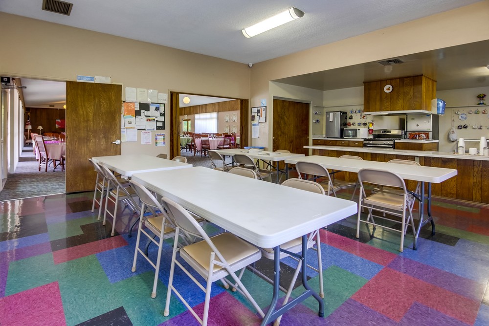 Virtual tour photo 25 of 71 for 1951 47th St