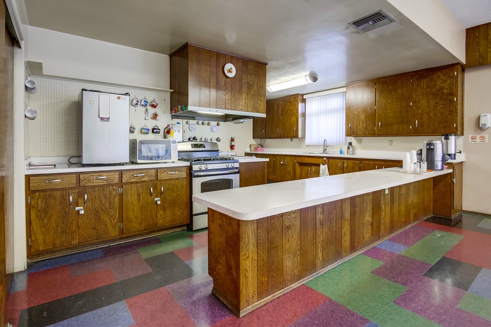 Virtual tour photo 26 of 71 for 1951 47th St