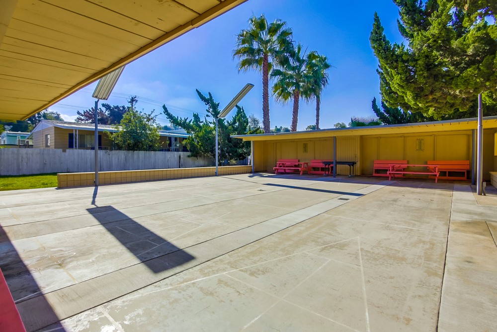 Virtual tour photo 35 of 71 for 1951 47th St