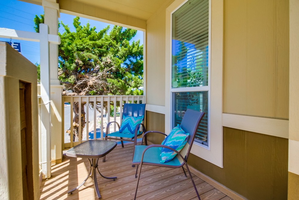 Virtual tour photo 5 of 40 for 1951 47th St #33