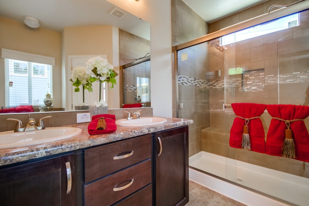 Virtual tour photo 29 of 40 for 1951 47th St #33