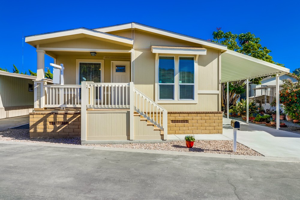 Virtual tour photo 1 of 40 for 1951 47th St #36