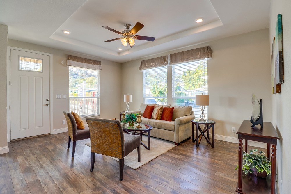 Virtual tour photo 8 of 40 for 1951 47th St #36