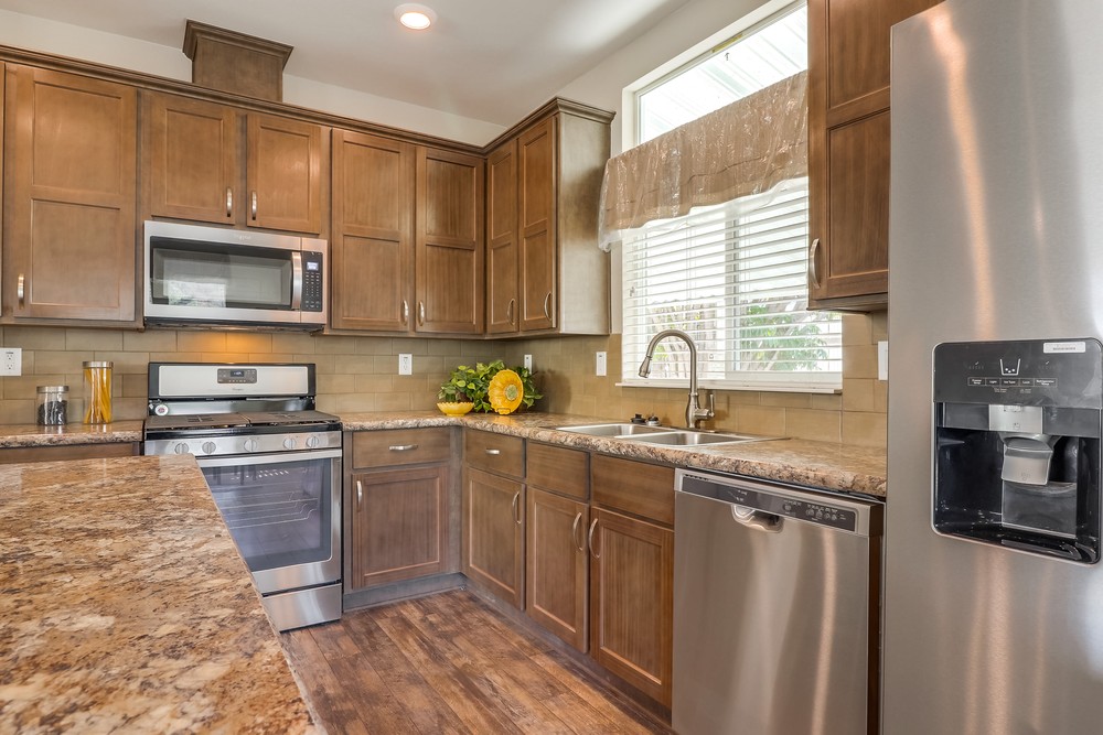 Virtual tour photo 21 of 40 for 1951 47th St #36