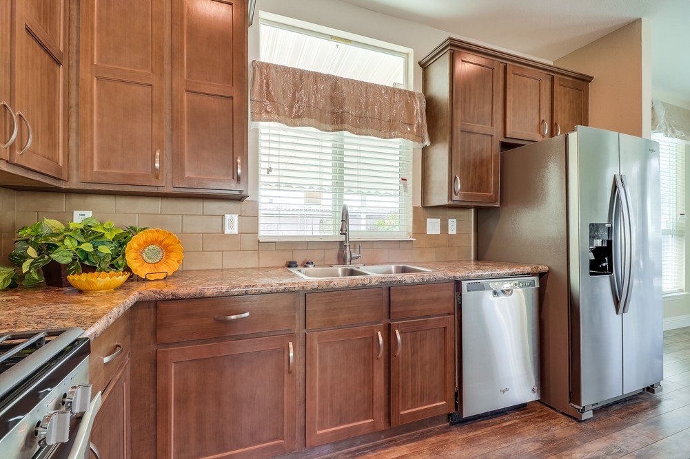 Virtual tour photo 22 of 40 for 1951 47th St #36