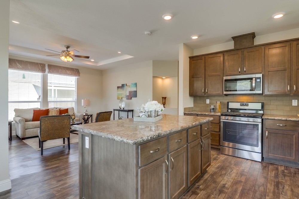 Virtual tour photo 24 of 40 for 1951 47th St #36