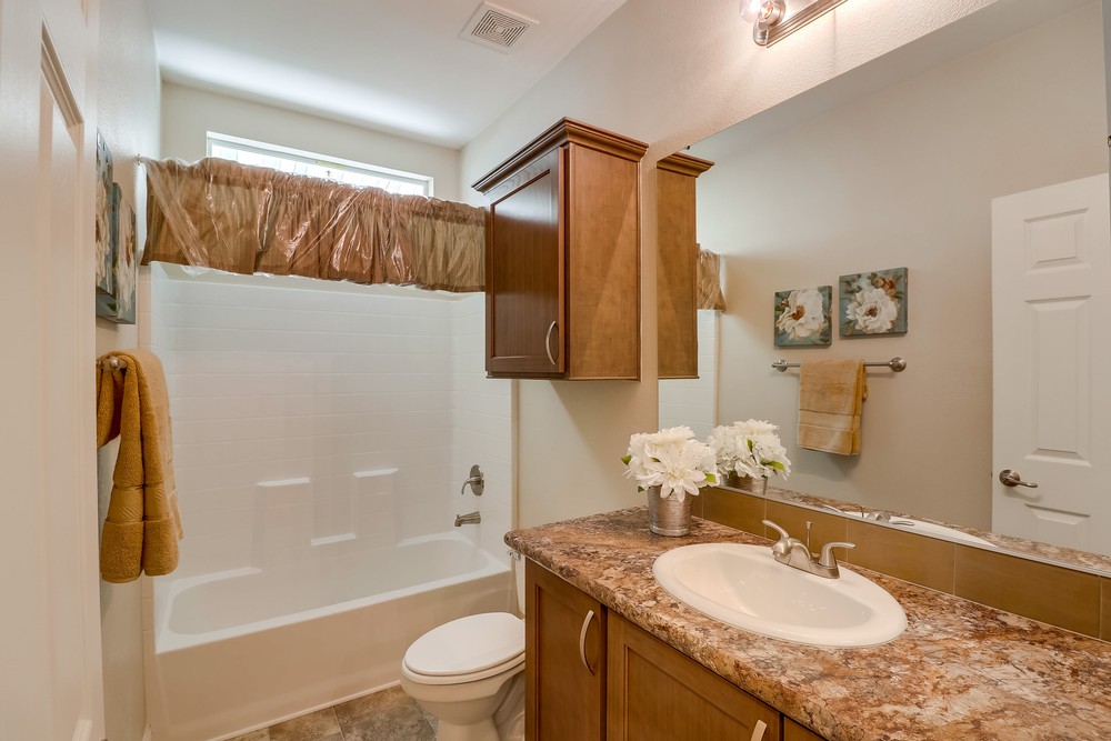 Virtual tour photo 35 of 40 for 1951 47th St #36