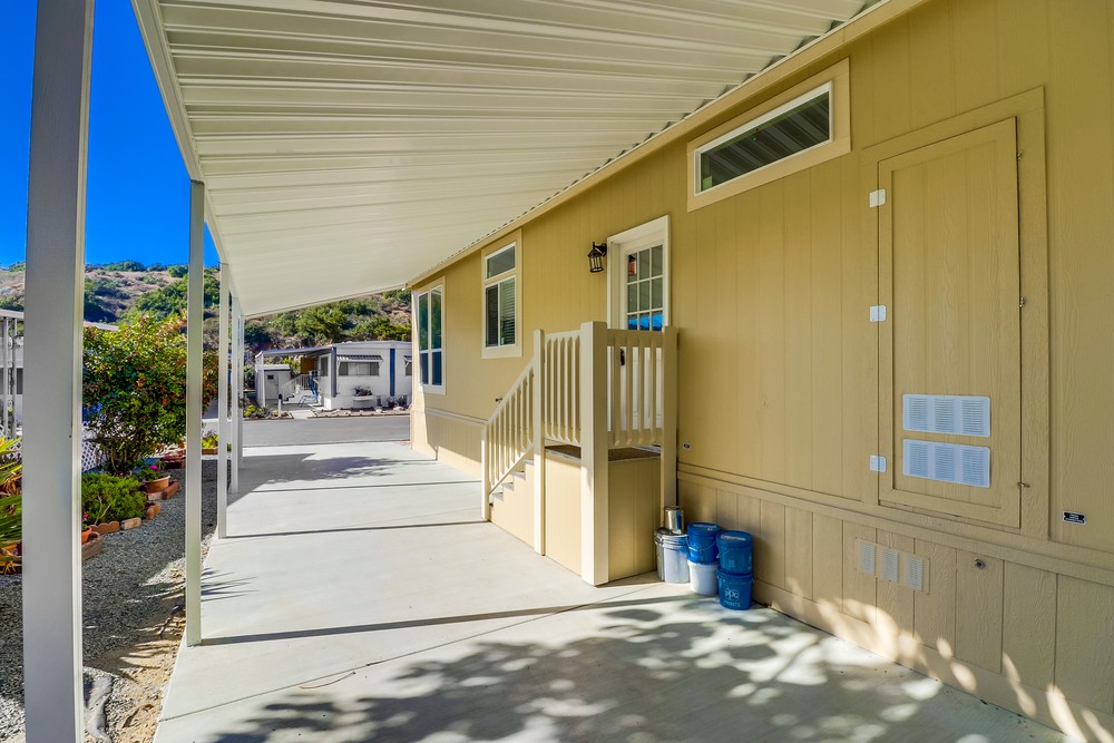 Virtual tour photo 39 of 40 for 1951 47th St #36
