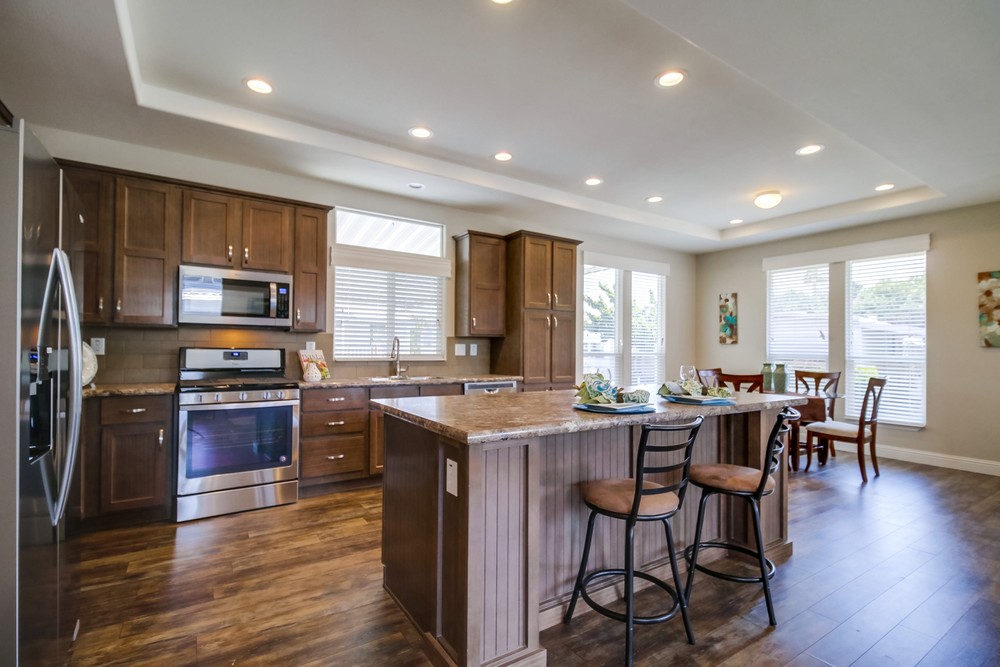 Virtual tour photo 16 of 35 for 1951 47th St #74