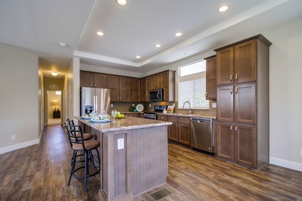 Virtual tour photo 21 of 35 for 1951 47th St #74