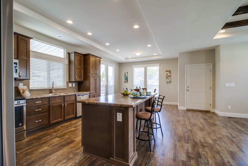 Virtual tour photo 22 of 35 for 1951 47th St #74