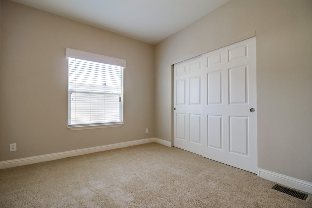 Virtual tour photo 34 of 35 for 1951 47th St #74