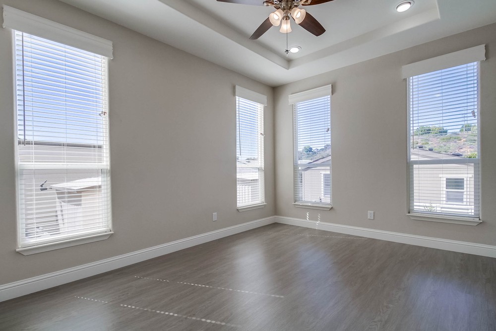 Virtual tour photo 21 of 39 for 1951 47th St SPC 123