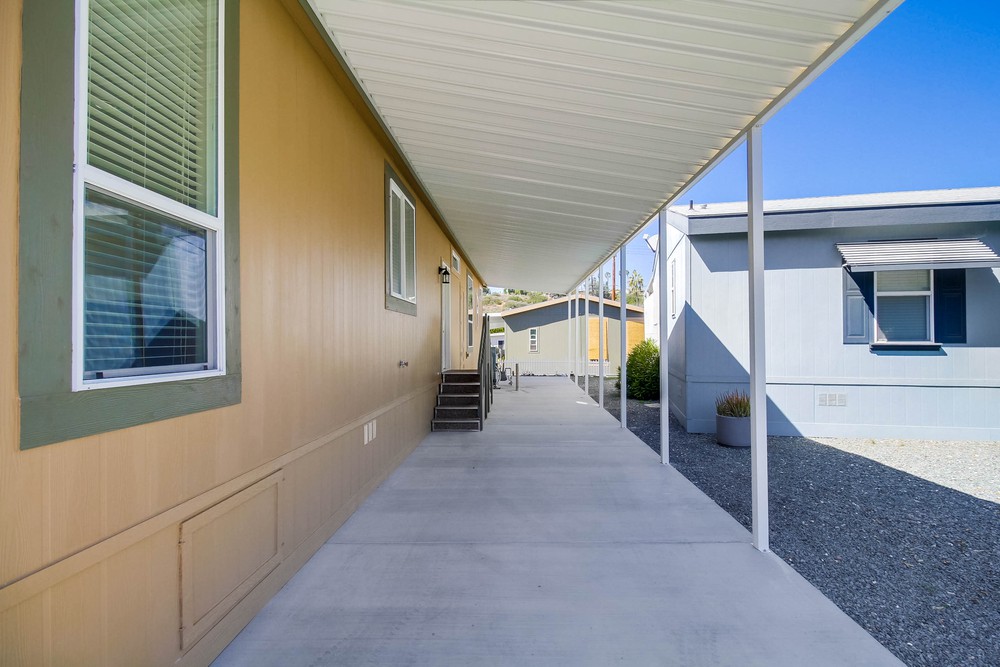 Virtual tour photo 38 of 39 for 1951 47th St SPC 123
