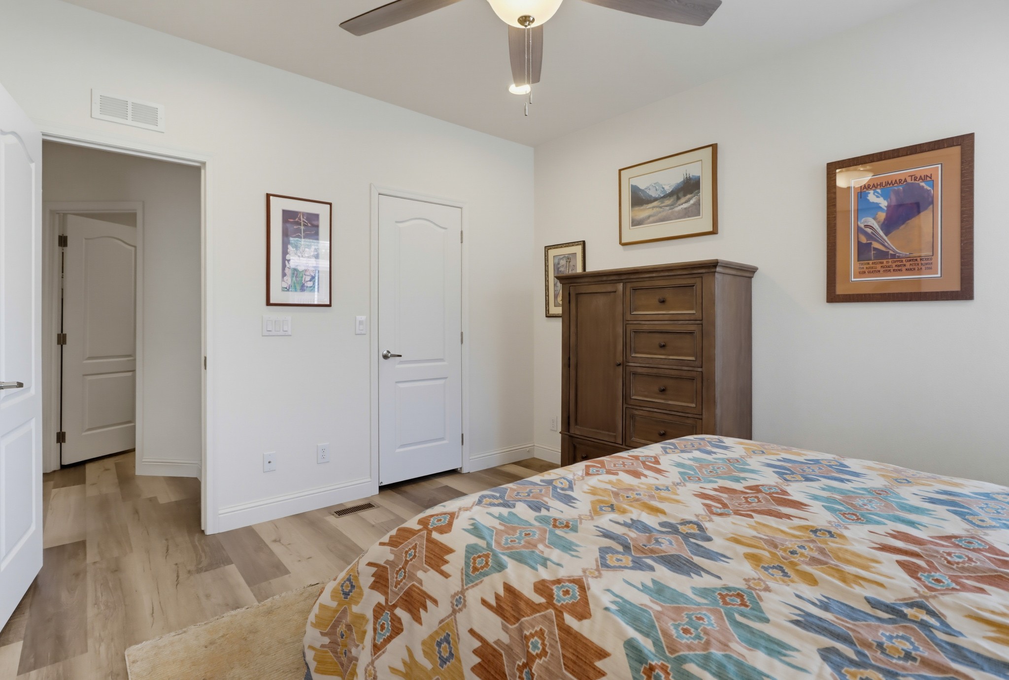 Virtual tour photo 24 of 38 for 1951 47th St Spc 129