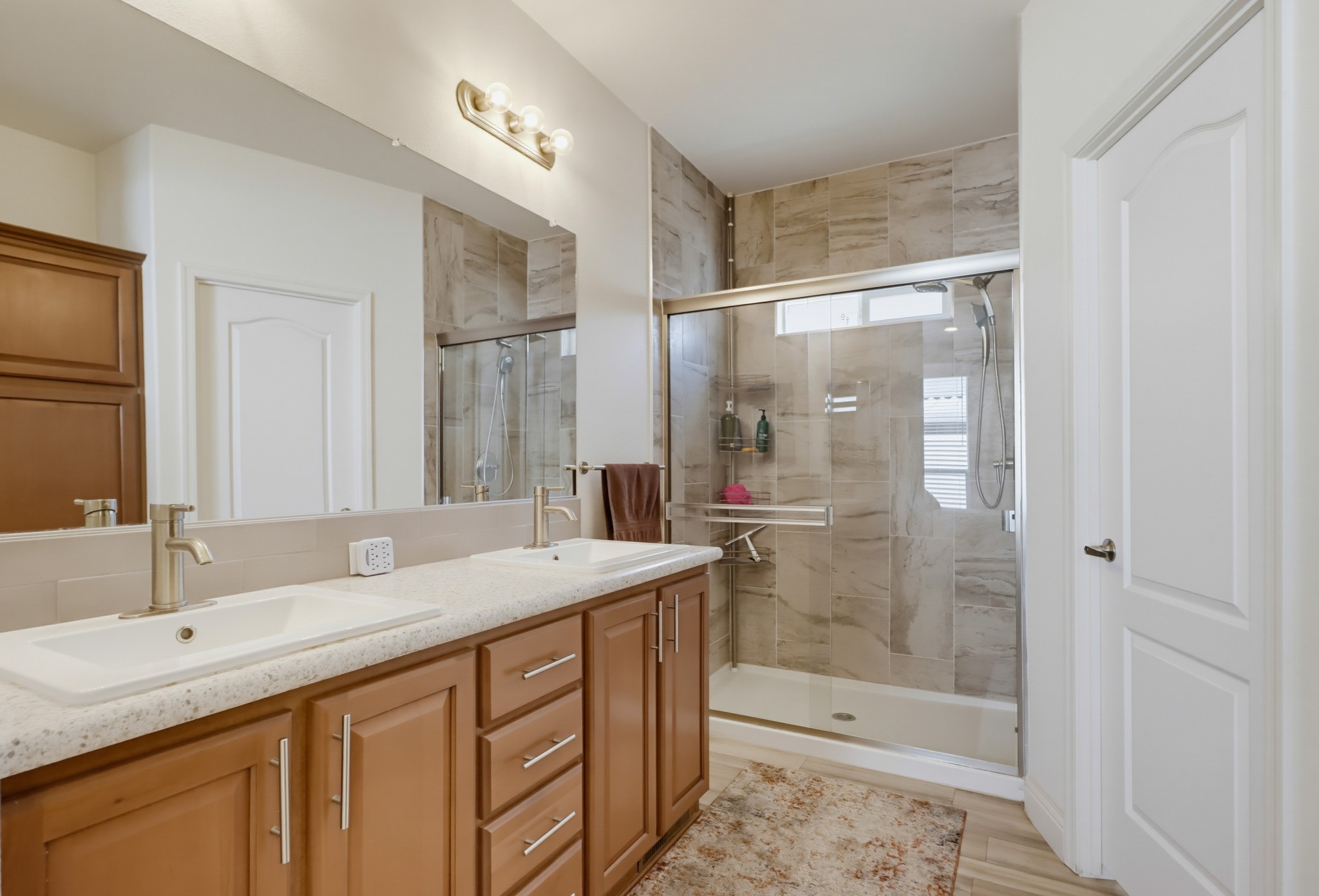 Virtual tour photo 25 of 38 for 1951 47th St Spc 129