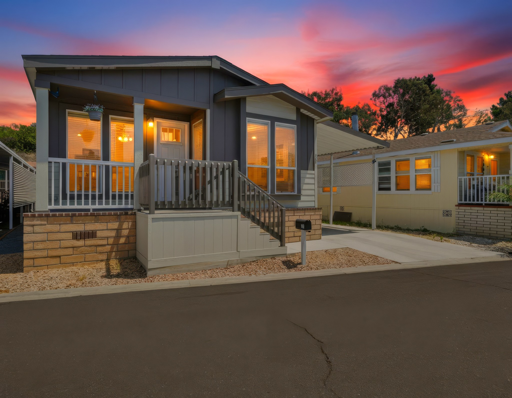 Virtual tour photo 38 of 38 for 1951 47th St Spc 129