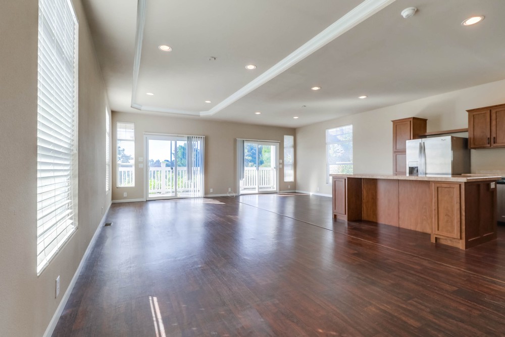 Virtual tour photo 8 of 41 for 1951 47th St SPC 174
