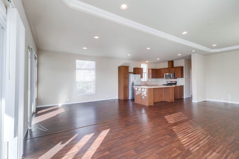 Virtual tour photo 11 of 41 for 1951 47th St SPC 174