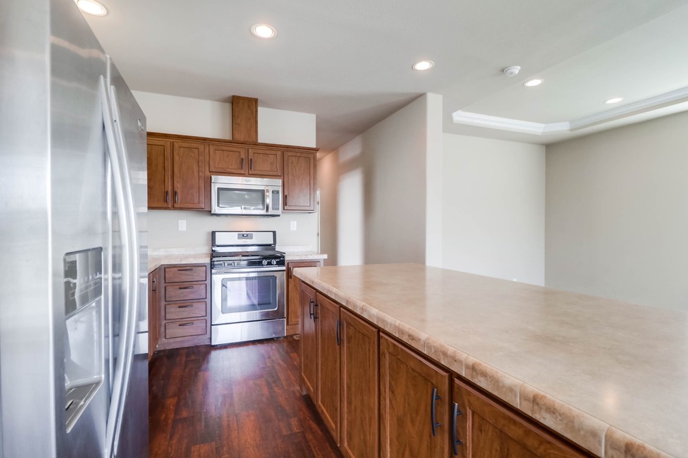 Virtual tour photo 15 of 41 for 1951 47th St SPC 174