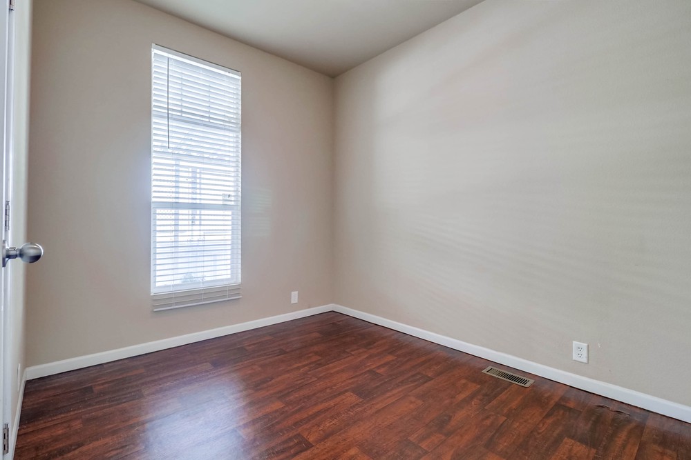 Virtual tour photo 19 of 41 for 1951 47th St SPC 174