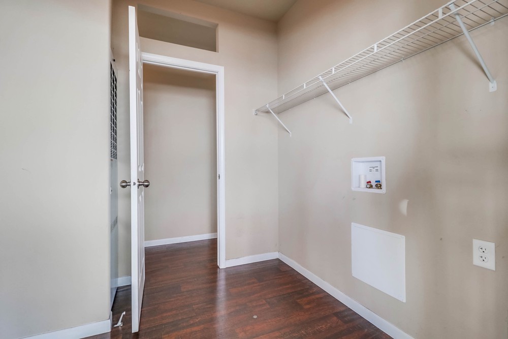 Virtual tour photo 30 of 41 for 1951 47th St SPC 174