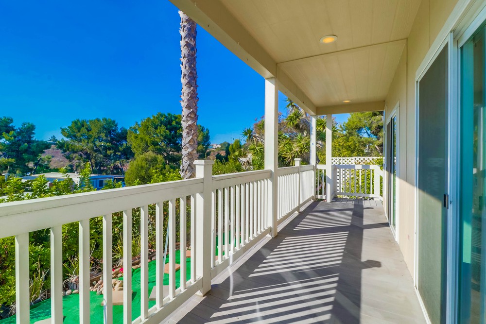 Virtual tour photo 36 of 41 for 1951 47th St SPC 174