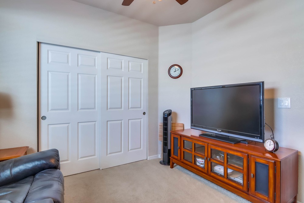 Virtual tour photo 36 of 41 for 1951 47th St SPC 52